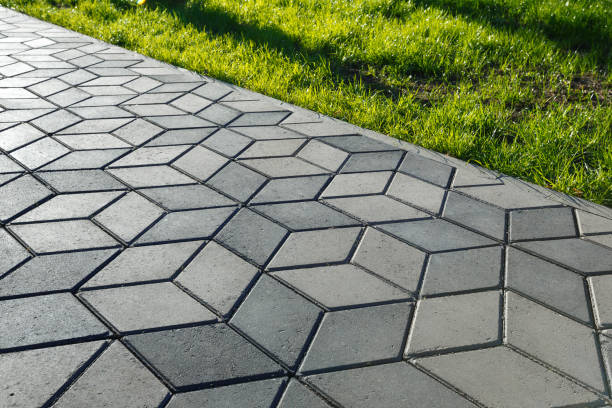 Best Residential Driveway Paver Services  in Greilickville, MI